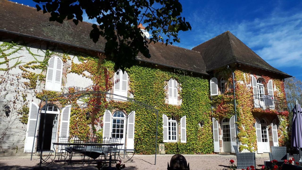 Le Domaine Du Mijarnier Bed & Breakfast Montbeugny Exterior photo